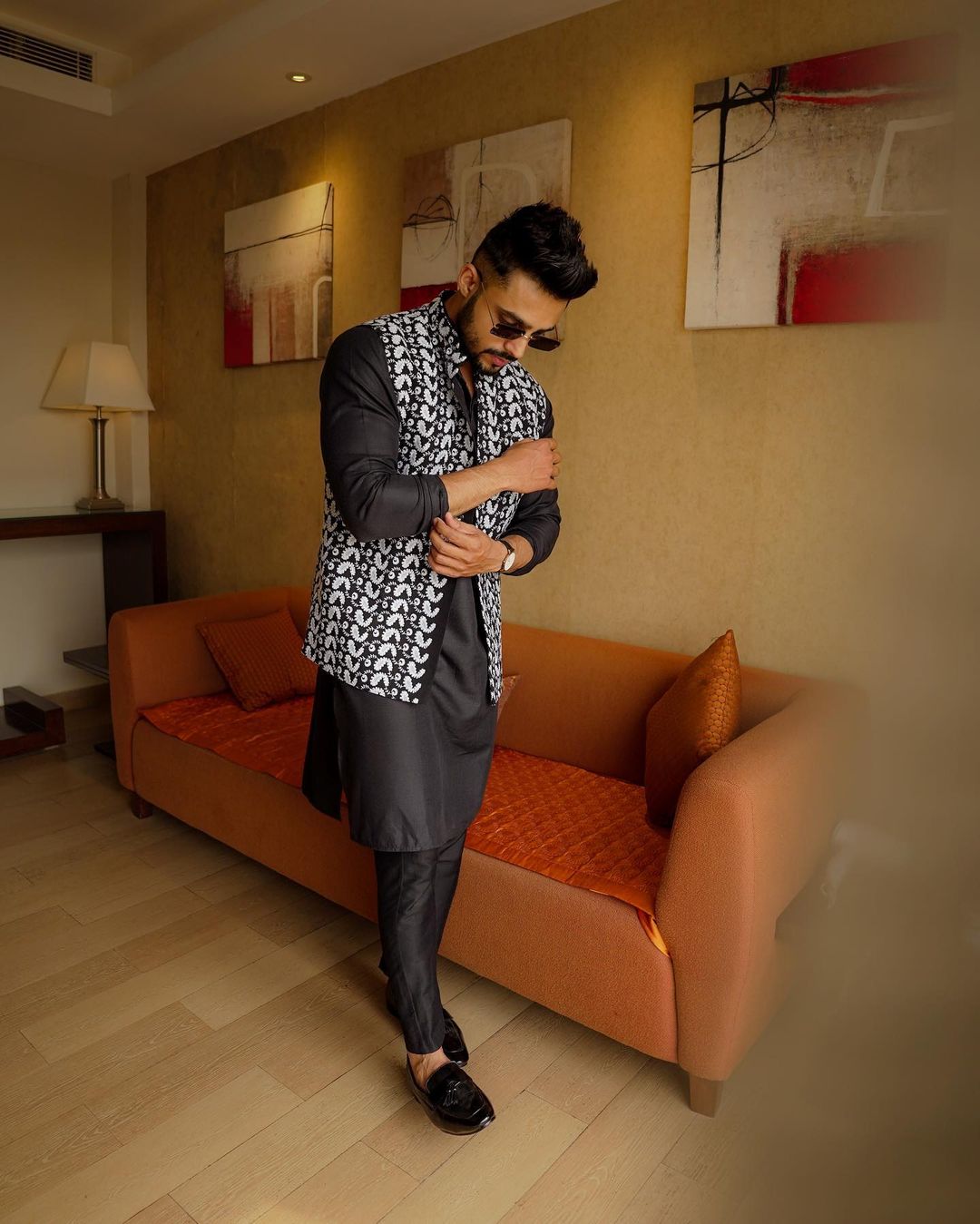 The 'Kala Chashma' Look - Indian wedding Guest Dresses for Men