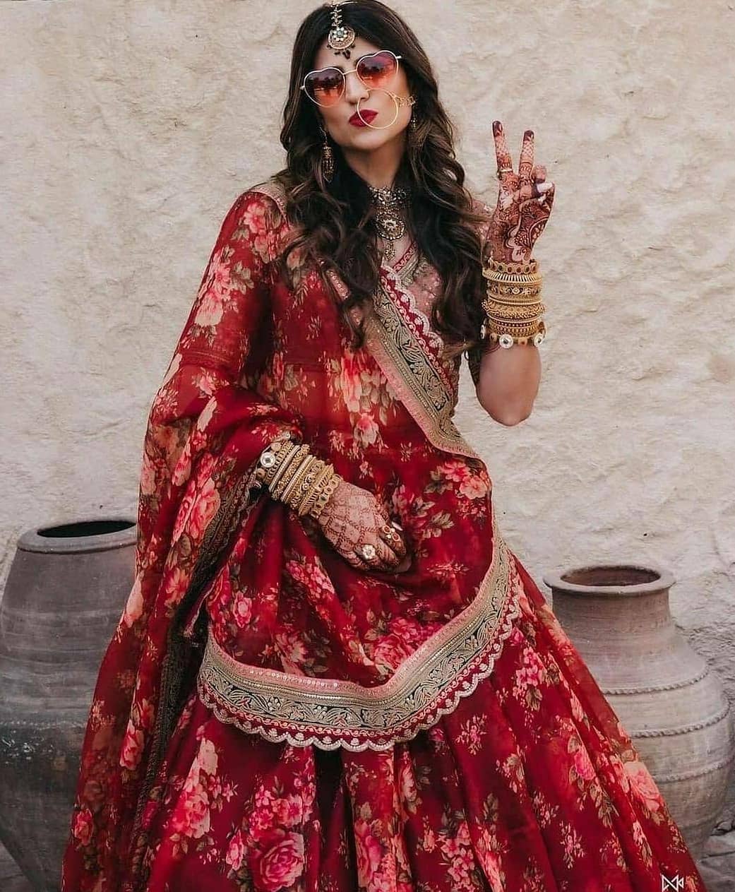 Stunning Gujarati Brides And Their Traditional Sarees | Bride, Traditional  wedding attire, Indian bride outfits