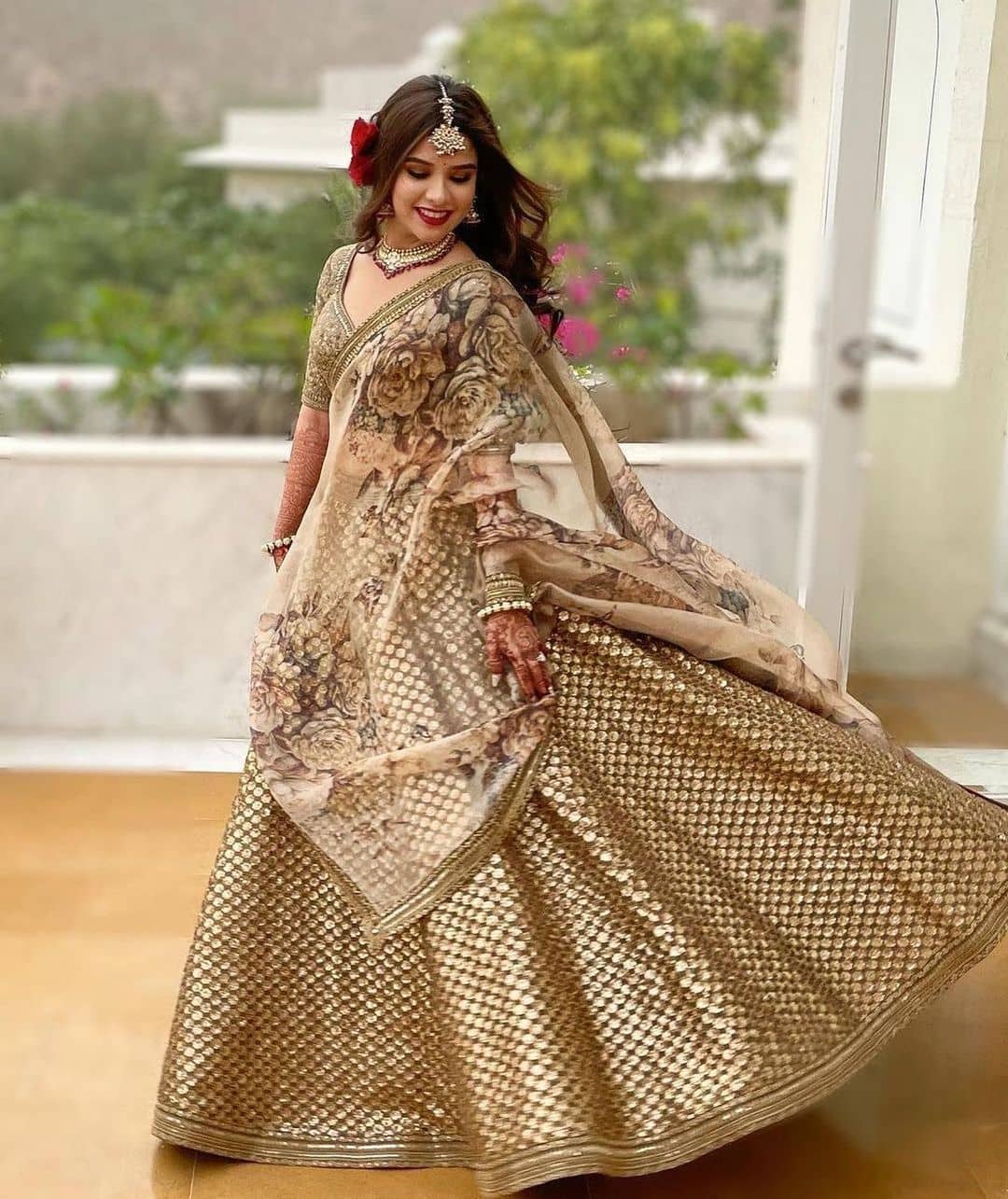 This bride's orange and gold lehenga is the best thing you will see today!  - Times of India