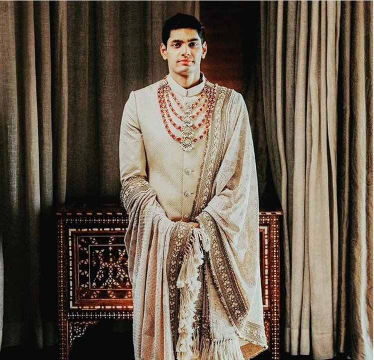 Gujarati wedding - Groom's attire