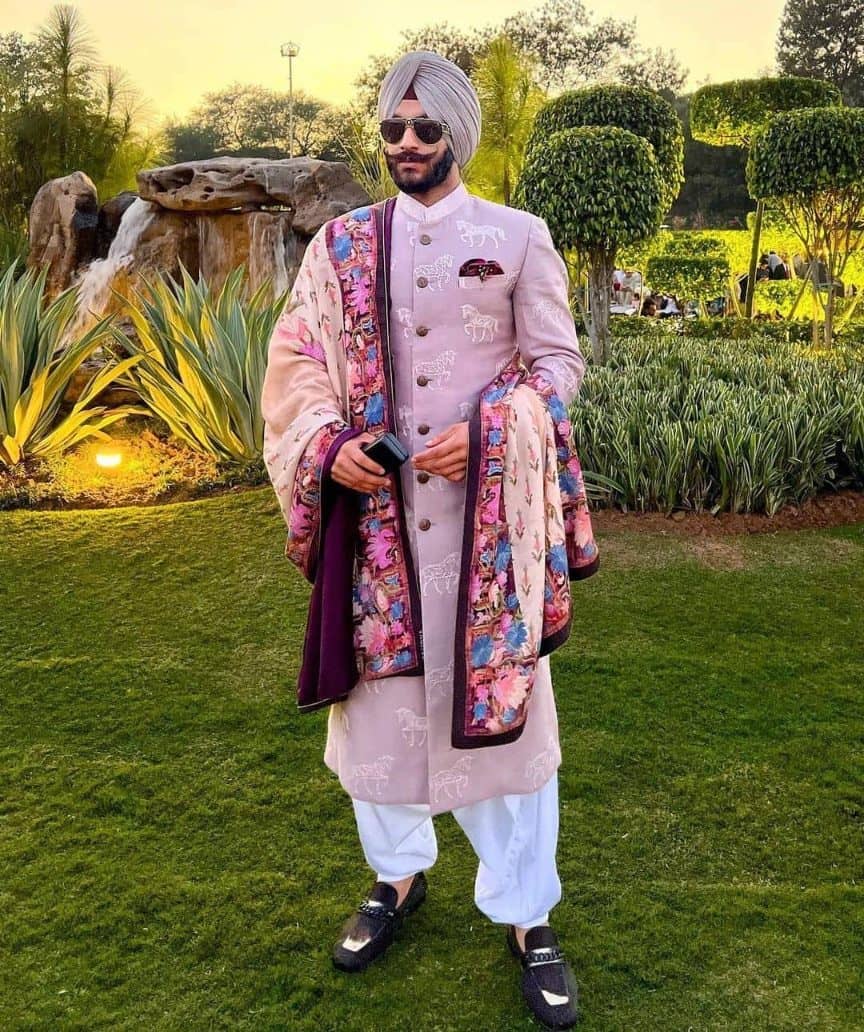 The Floral Stole and pink Sherwani