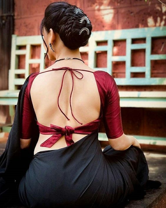 Thick and thin knots - Backless blouse design