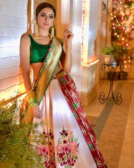 Buy Traditional South Indian Half Saree Lehenga - Kloth Trend