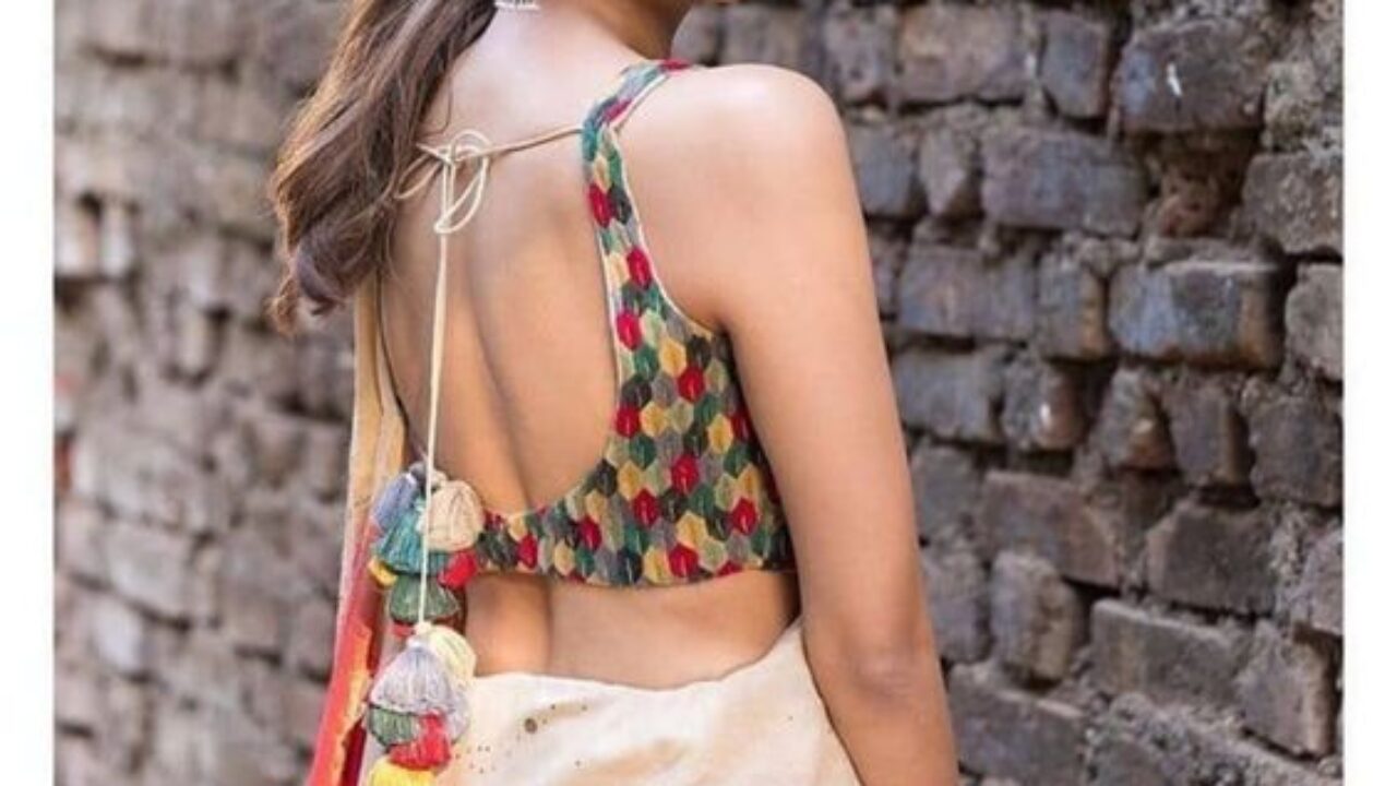 beautiful bhabhi bra straps