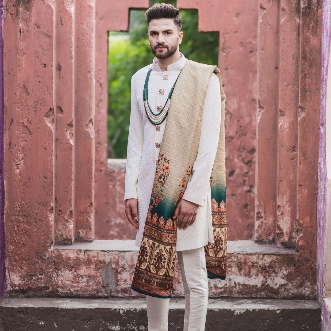 White Sherwani With a Multi-Colored Stole
