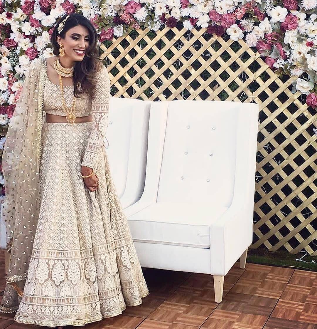Where To Buy Your Chikankari Outfit From! | WedMeGood