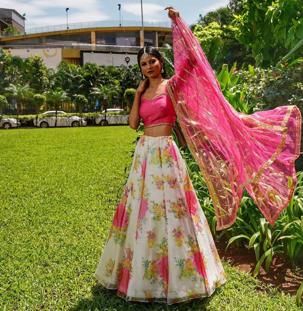 6 of The Most Trendiest and Chic Floral Lehenga Designs That You Need to See