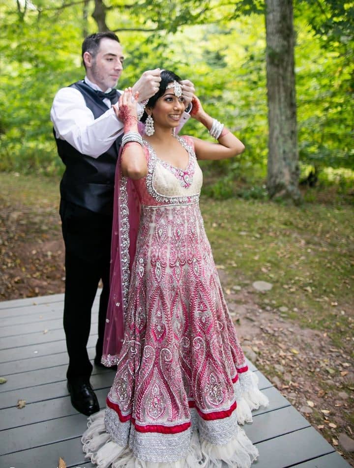 Transform into the Most Beautiful Bride with the Perfect Reception Lehenga!  Tips to Help You Decide