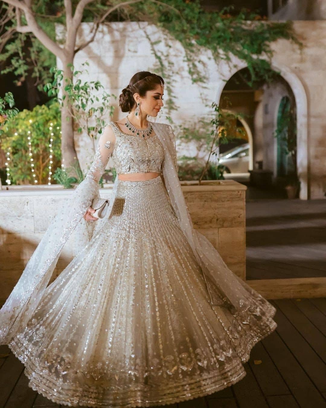 Reception Look for Bride in Lehenga In Double Shade-gemektower.com.vn
