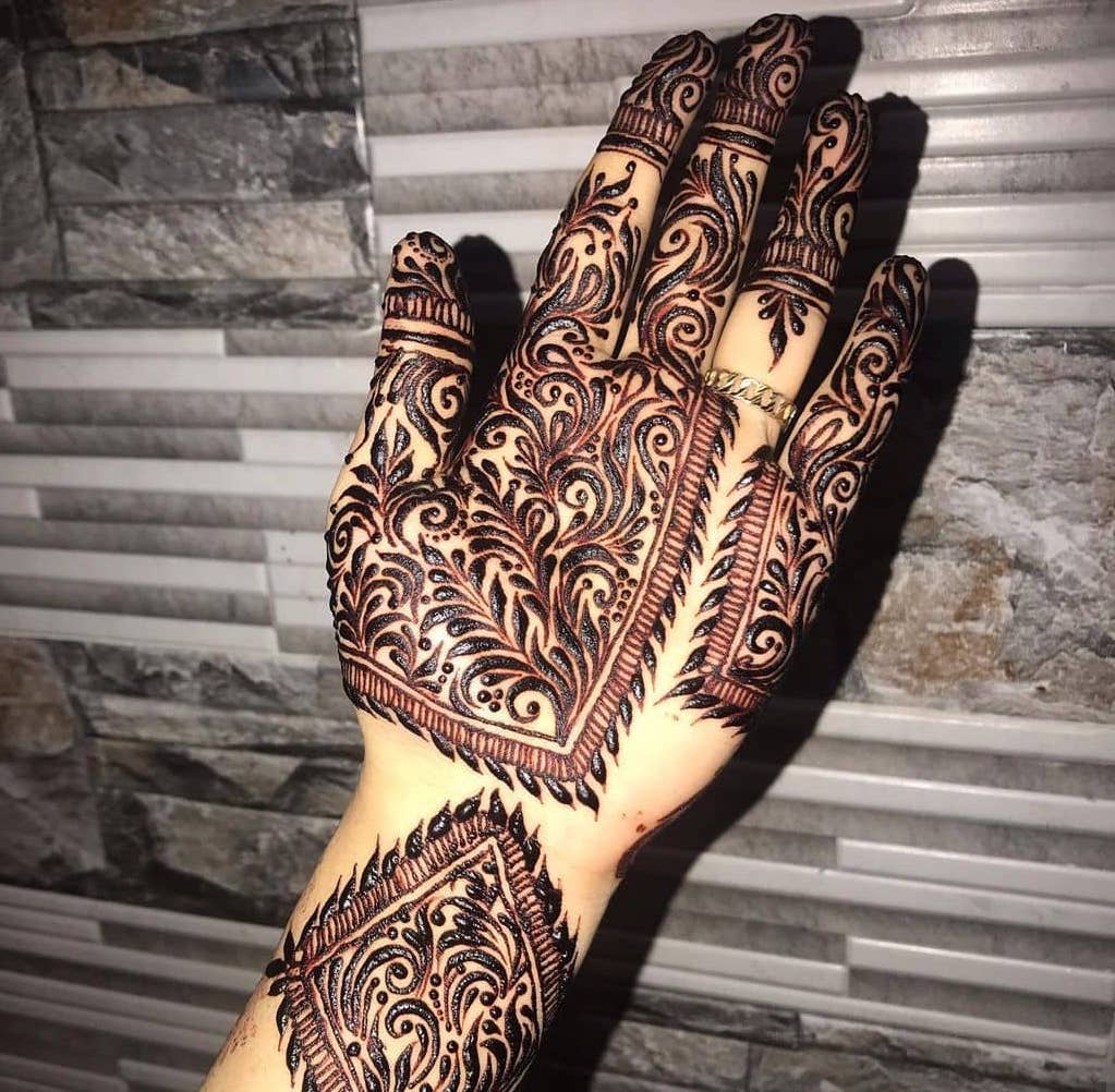 Henna Artistry Unveiled: Mastering the Mehndi Designs | Udemy