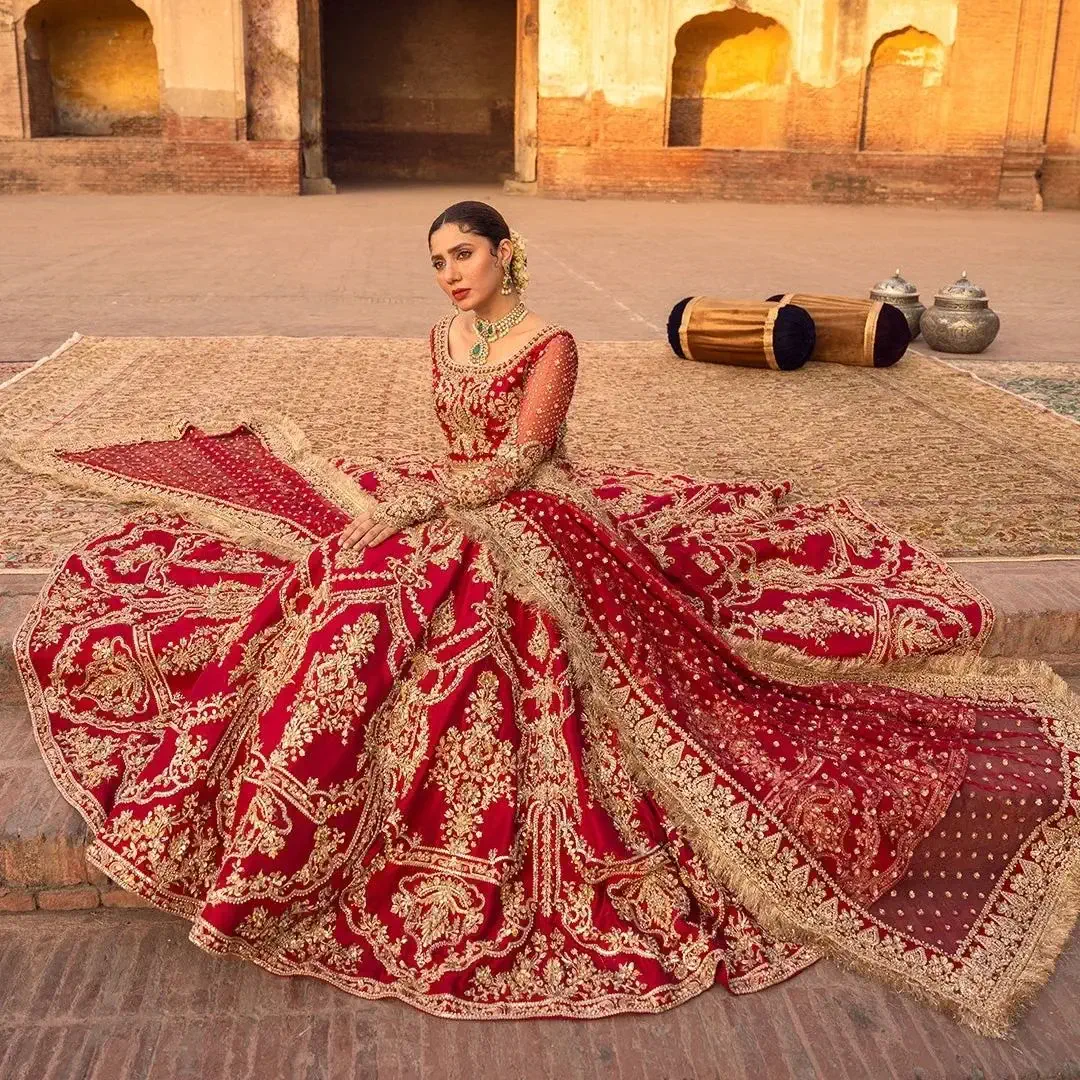 Bridal Lehenga, Indian / Pakistani Designer Dress