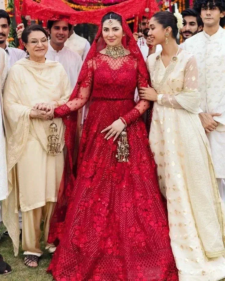 Lavender-Formal dress for pakistani wedding-fashion designers – Ayesha And  Usman